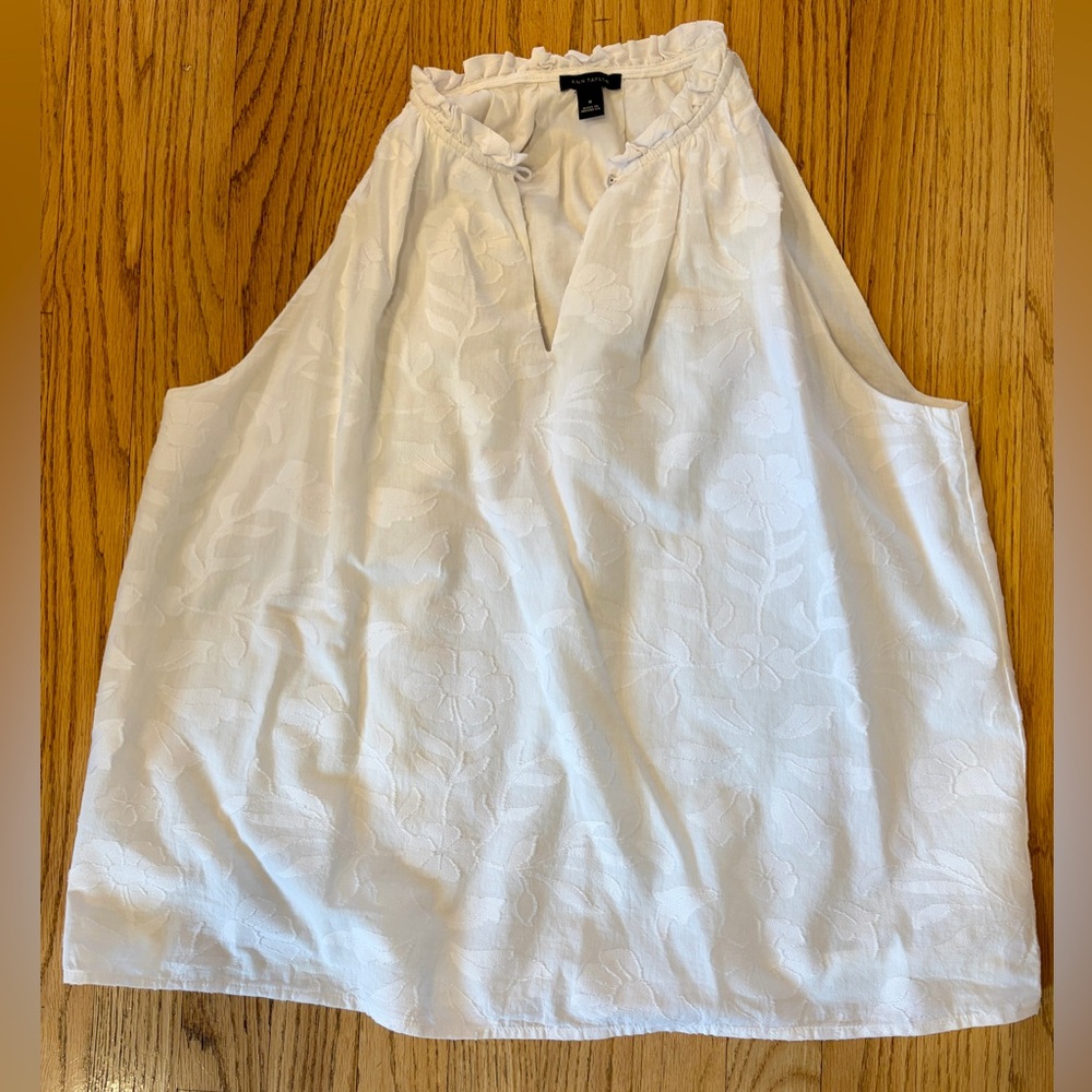 Ann Taylor White Sleeveless Floral Jacquard Halter Tank